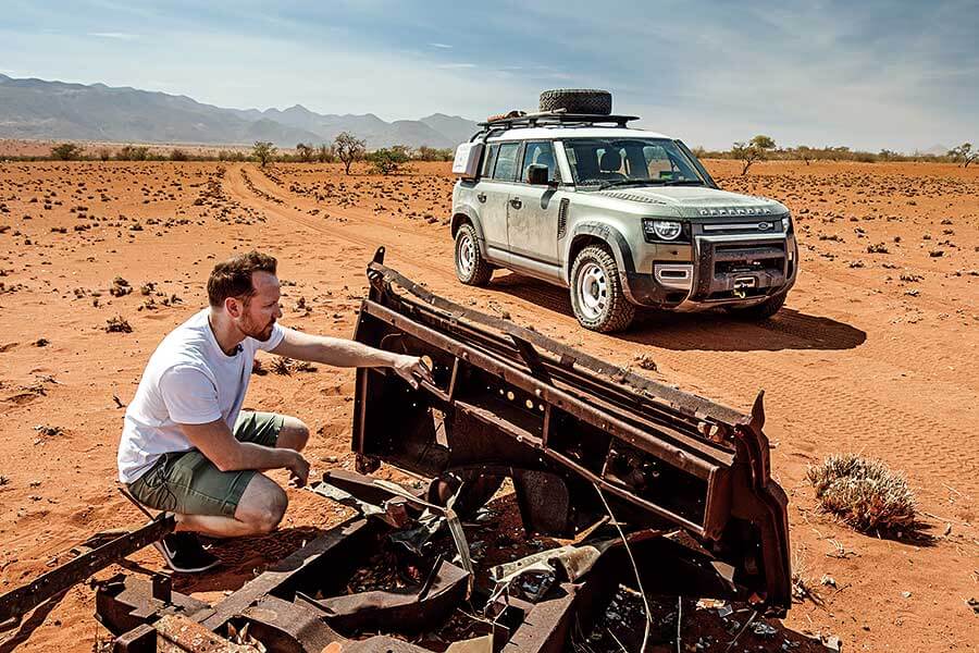 受夠了枯燥英國和日常營役的悶氣,不如馬上見識一下Defender的看家本領,跟我們一道遠赴千里踏破非洲。