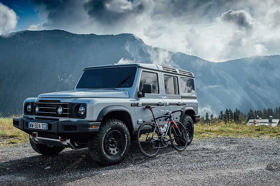 檸檬尬冬瓜迸出新滋味,但Defender尬Land Cruiser又會迸出……