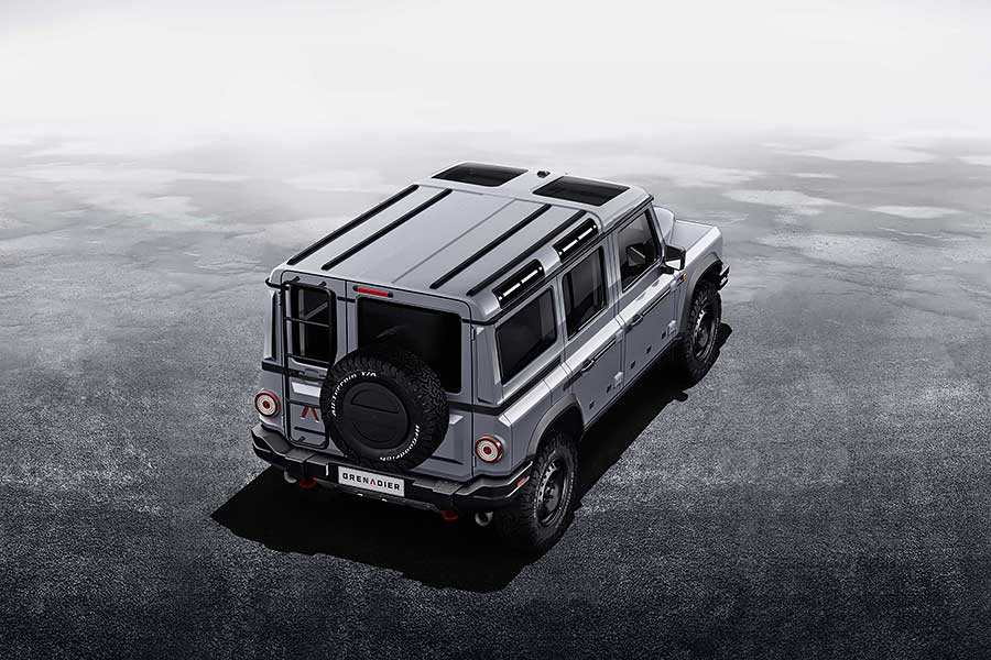 檸檬尬冬瓜迸出新滋味,但Defender尬Land Cruiser又會迸出……