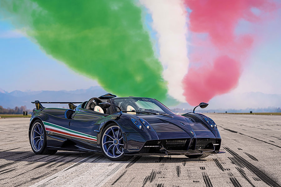 十年一會,帕加尼再向三色箭飛行表演隊致敬!