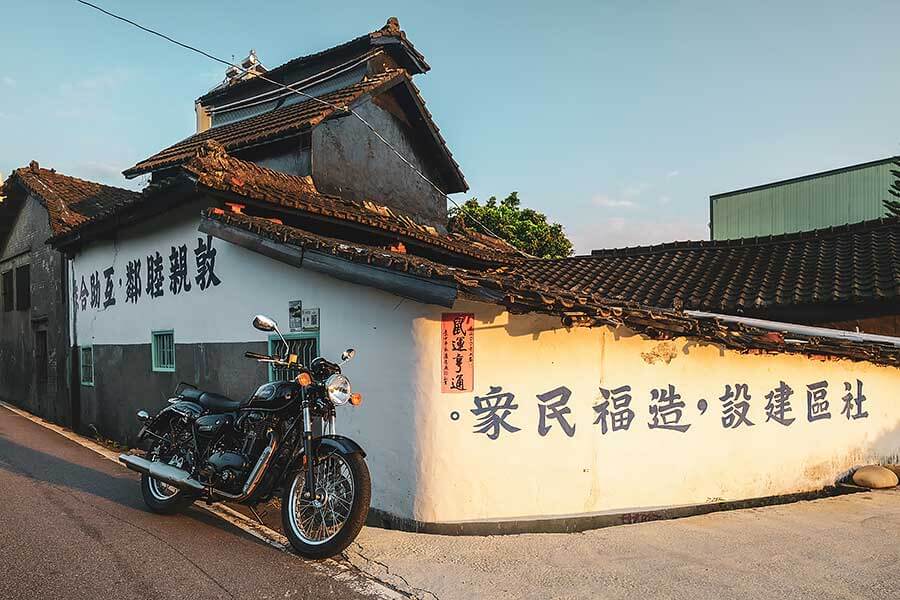 Imperiale 400猶如Benelli為復古市場投入的偵察兵,除了試試水溫外,更想證明自己的能耐到哪裡,而這場仗的勝利關鍵其實只在於…,不好說~