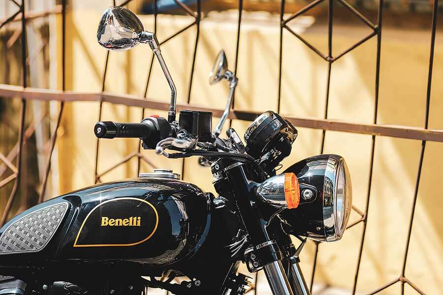 Imperiale 400猶如Benelli為復古市場投入的偵察兵,除了試試水溫外,更想證明自己的能耐到哪裡,而這場仗的勝利關鍵其實只在於…,不好說~