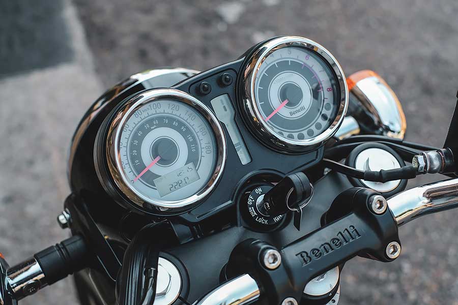 Imperiale 400猶如Benelli為復古市場投入的偵察兵,除了試試水溫外,更想證明自己的能耐到哪裡,而這場仗的勝利關鍵其實只在於…,不好說~