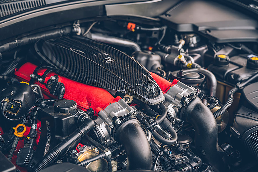 雖來自名媛望族卻從未要踏上貴族之路,有著帥氣臉龐及宜居宜室的全能表現才是它本質。