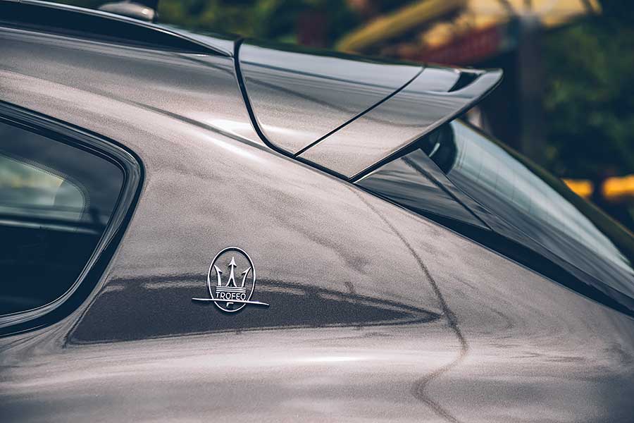 雖來自名媛望族卻從未要踏上貴族之路,有著帥氣臉龐及宜居宜室的全能表現才是它本質。