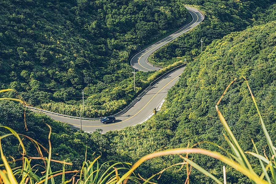 是,這是全新大改款的New Bentayga,我知道你心裡的疑問,不過只要親眼瞧瞧,你會跟我一樣肯定,它真的是新Bentayga。