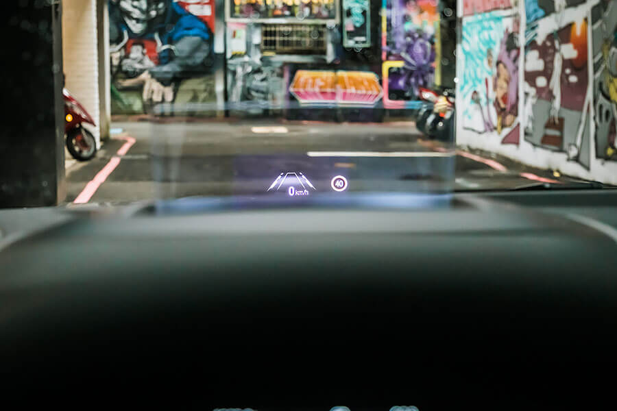 恩,收到了福特試車邀請信函,標題打著20.75年式Focus 4D ST-Line Lommel全新上市,而經過一日共處後,可證明這一強棒可說滿壘得分。