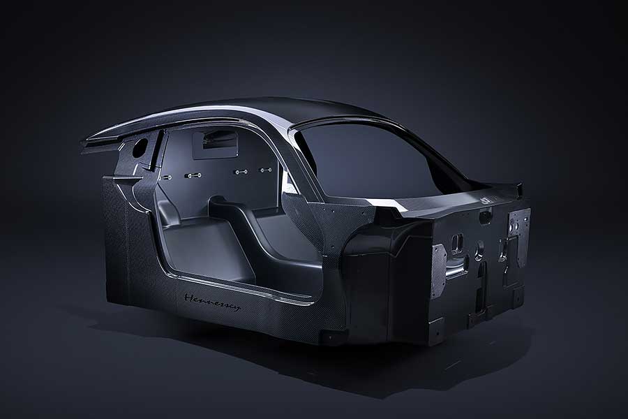 超級龍捲風Venom F5已生成,請圍觀民眾趕緊進行躲避,以免造成不必要人身財物損失!