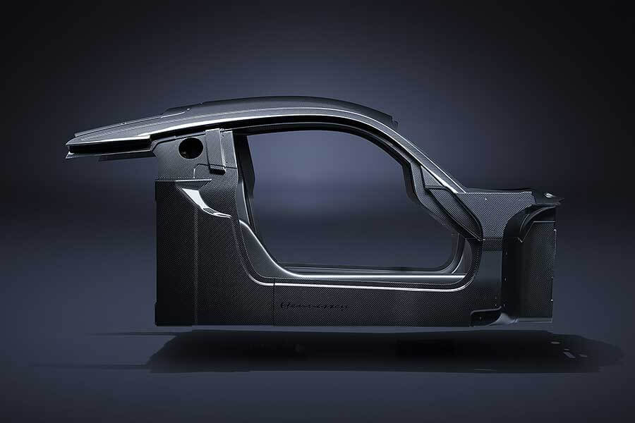 超級龍捲風Venom F5已生成,請圍觀民眾趕緊進行躲避,以免造成不必要人身財物損失!