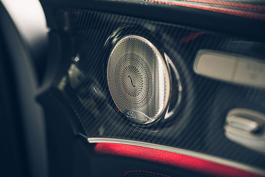 Mercedes-AMG,50餘年來從聲威顯赫以至追求終極賽道競技實力,並將大量研發累積而成的專屬AMG性能哲學轉而融入尋常百姓生活中,令其性能精神在我輩生活周邊,俯拾即是。