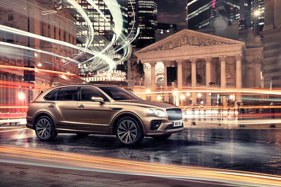 隨著英國2030全面禁售燃油車的期程愈來愈近,賓利也在2021年一開局隨即動作回應。