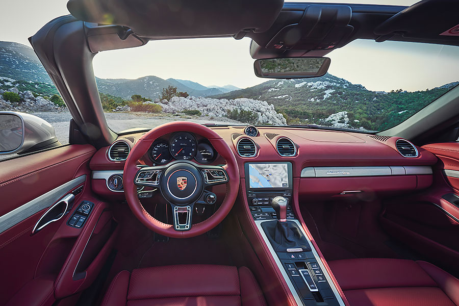 25年青春歲月,以演化至第四代的Boxster依舊青春好漾。