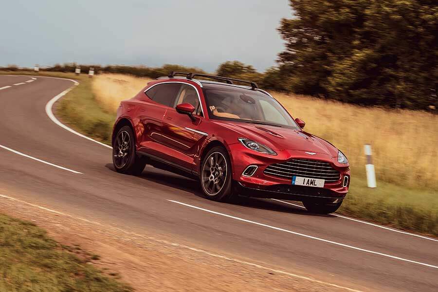 在馬丁家族新成員，全新DBX上度過非凡一天。