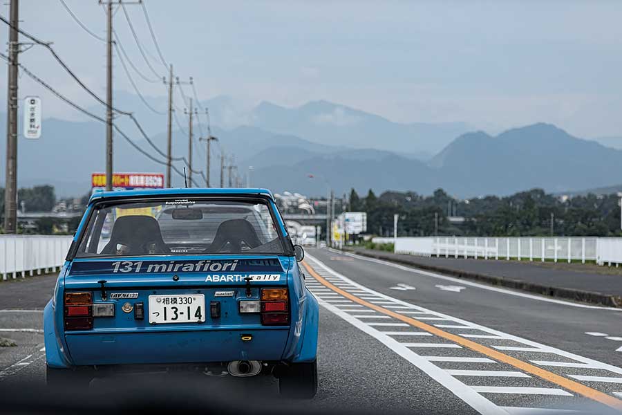 為參加拉力賽或速度賽事而限量製造的homologation賽車,近年大作有豐田GR Yaris,而七八零年代的經典作品就有Fiat Abarth 131 Rally。