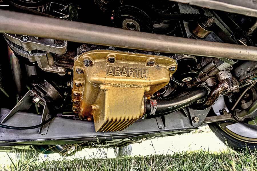 為參加拉力賽或速度賽事而限量製造的homologation賽車,近年大作有豐田GR Yaris,而七八零年代的經典作品就有Fiat Abarth 131 Rally。