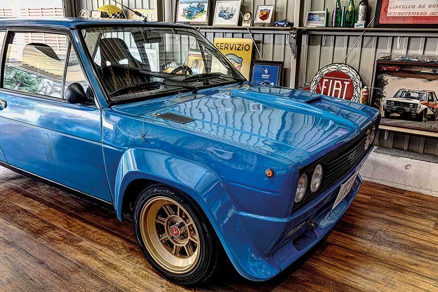 為參加拉力賽或速度賽事而限量製造的homologation賽車,近年大作有豐田GR Yaris,而七八零年代的經典作品就有Fiat Abarth 131 Rally。