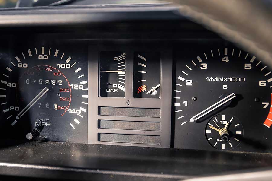 攀上奧迪quattro一脈高處未見高的高峰。