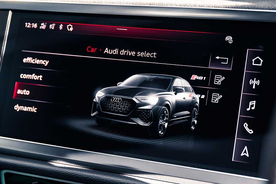 攀上奧迪quattro一脈高處未見高的高峰。