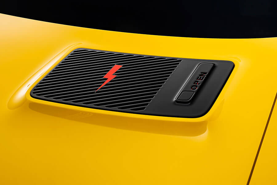 純電鋼砲大戰雖然尚未開打,但從油轉電的雷諾五號卻點燃了第一道烽火。