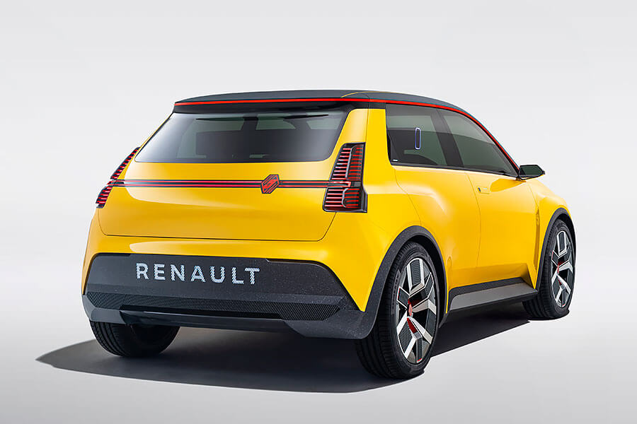 純電鋼砲大戰雖然尚未開打,但從油轉電的雷諾五號卻點燃了第一道烽火。