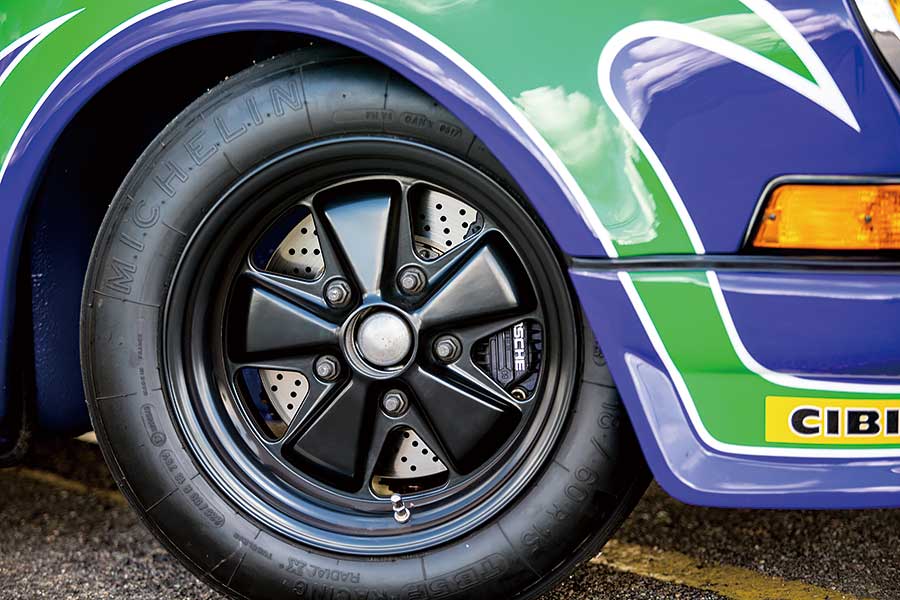 又一間提供特製古典911的公司。警告:藝術家做事……