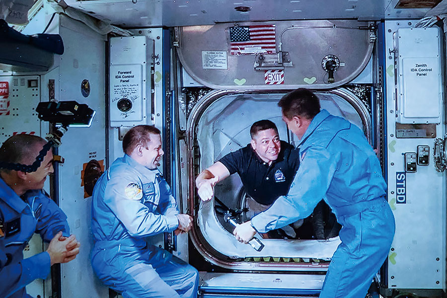 自阿姆斯壯六十年前踏出一小步以來,我們終於見到一股矢志讓人類重返月球深入太空的征空新浪潮席捲天下。