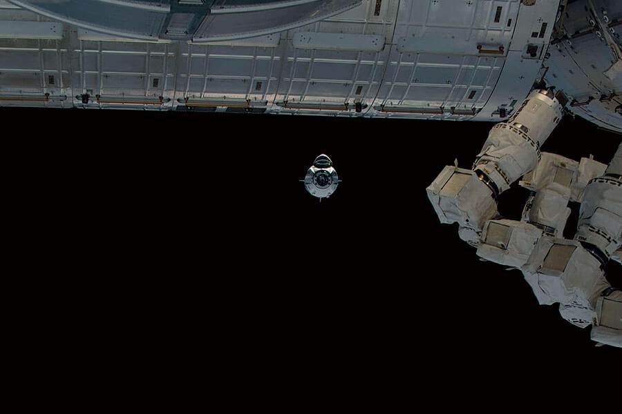 自阿姆斯壯六十年前踏出一小步以來,我們終於見到一股矢志讓人類重返月球深入太空的征空新浪潮席捲天下。