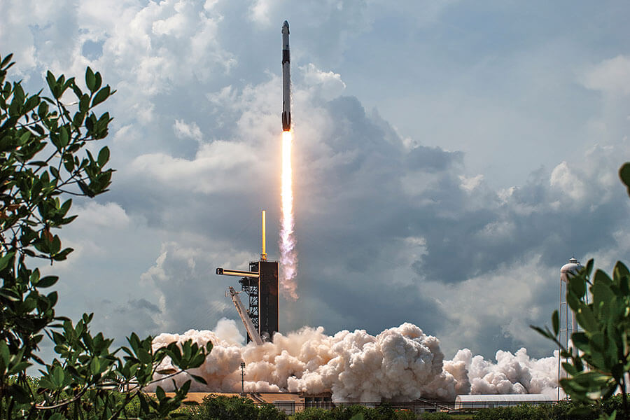 自阿姆斯壯六十年前踏出一小步以來,我們終於見到一股矢志讓人類重返月球深入太空的征空新浪潮席捲天下。