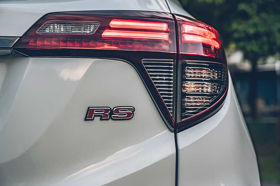 任誰都意料不到，藉由Altis轉換而來又不起眼的這號人物，居然會成為豐田在年終餐會上，保證旗下員工吃香喝辣的始作俑者。