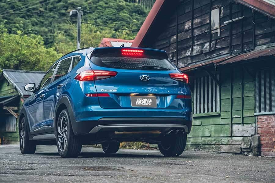 任誰都意料不到，藉由Altis轉換而來又不起眼的這號人物，居然會成為豐田在年終餐會上，保證旗下員工吃香喝辣的始作俑者。