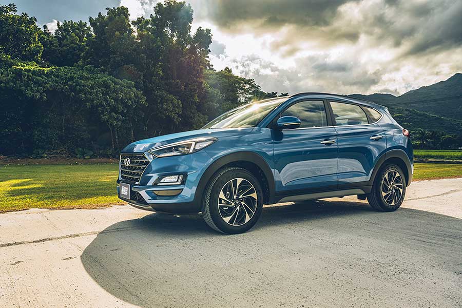 任誰都意料不到，藉由Altis轉換而來又不起眼的這號人物，居然會成為豐田在年終餐會上，保證旗下員工吃香喝辣的始作俑者。