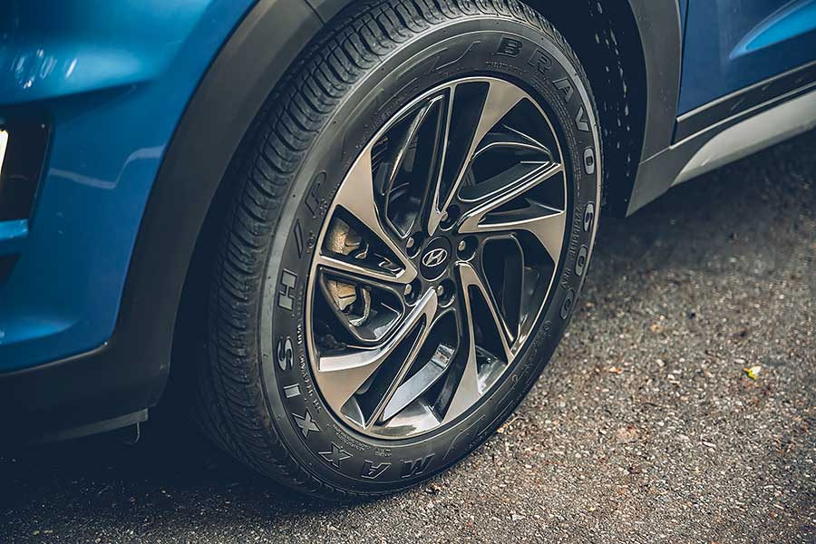 任誰都意料不到，藉由Altis轉換而來又不起眼的這號人物，居然會成為豐田在年終餐會上，保證旗下員工吃香喝辣的始作俑者。