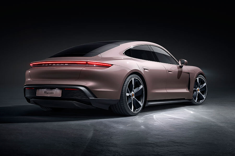 打破單一市場限定格局，Taycan後驅新兵正式進軍全球。