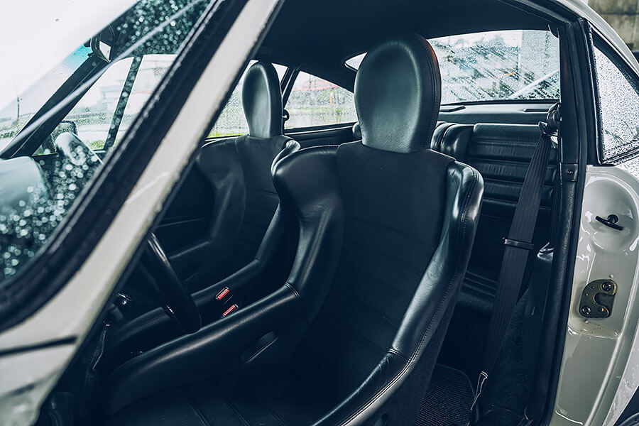 它曾是最受矚目的911,在30年後看來依舊風流倜儻。