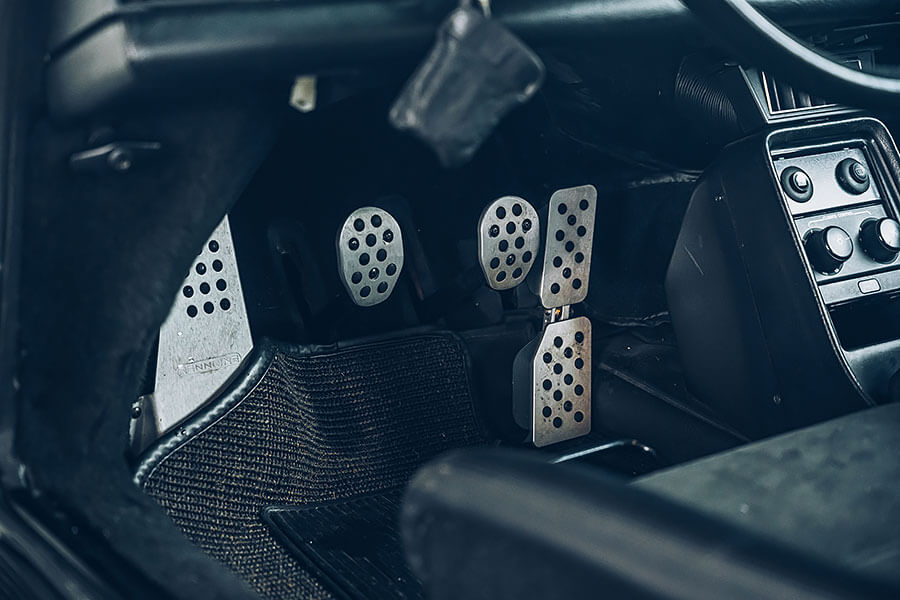 它曾是最受矚目的911,在30年後看來依舊風流倜儻。