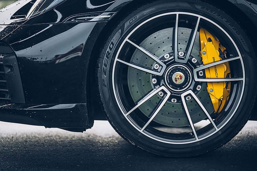 與992世代車型的交手進入TG眾人期待的高潮戲碼。