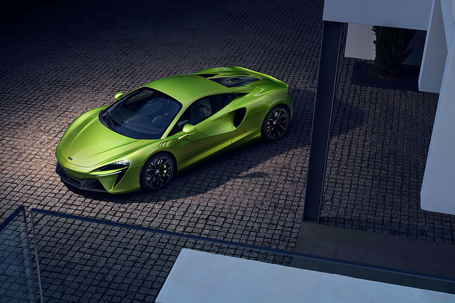 來了!來了!麥拉倫P1之後最強的新型油電飛鏢終於來了!