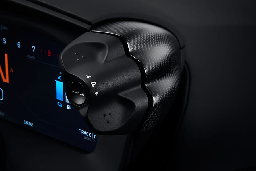 來了!來了!麥拉倫P1之後最強的新型油電飛鏢終於來了!