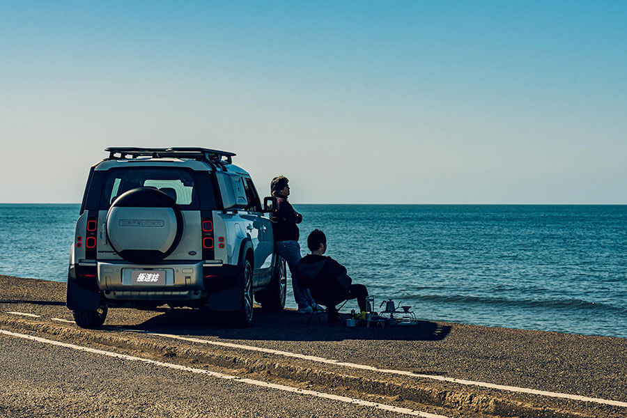 一部能場上威風超過七十年的車其實多不勝舉,但就一部以純Off Road定位的越野車來說,多年下來Defender依舊能一貫自家精神及風格。