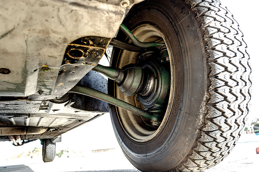 DS系列可謂當代Citroen的始祖,它的風格非常前衛,更有「太空船」和「圓形飛碟」之稱。