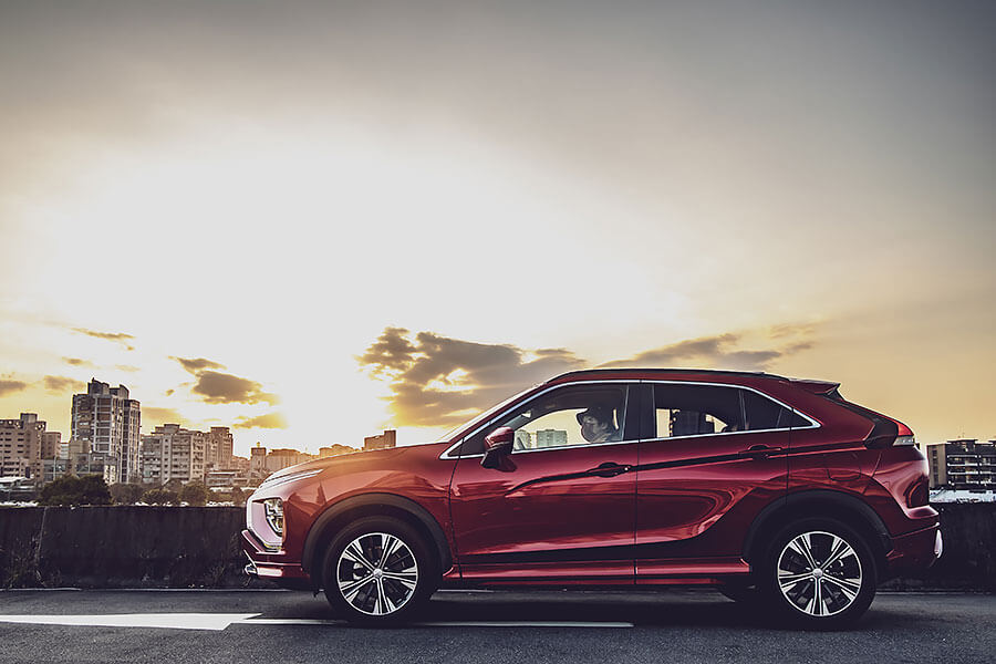 選對欣賞角度,必能懂得日蝕之美。