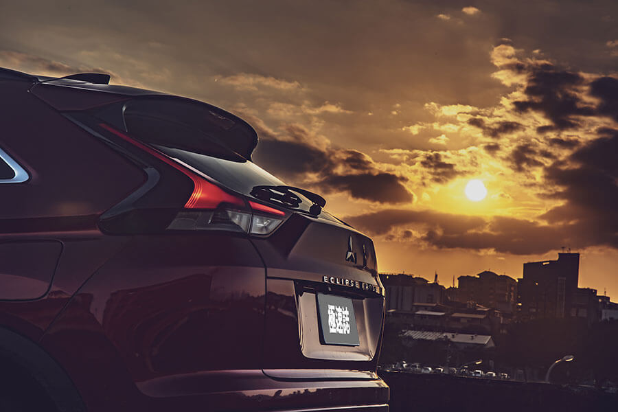 選對欣賞角度,必能懂得日蝕之美。