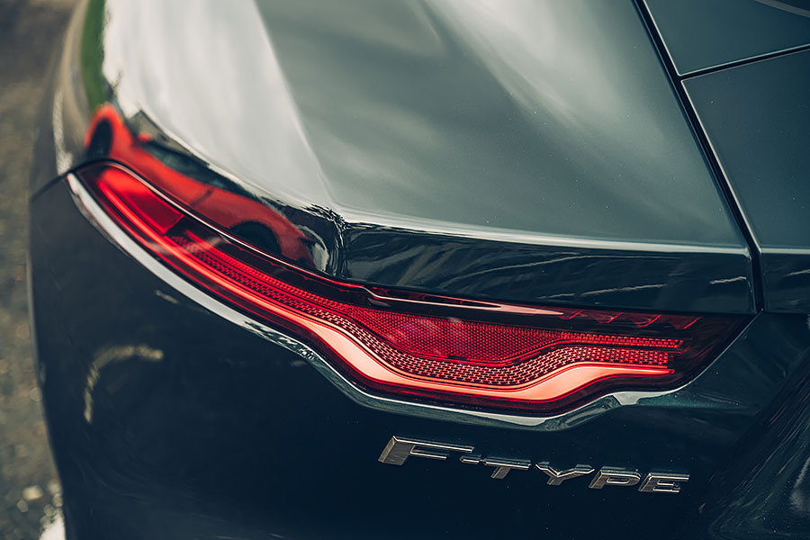 當有越來越多自訴跑格的車款充斥在世道上,一台很純粹的跑車更值得你去多多體會。