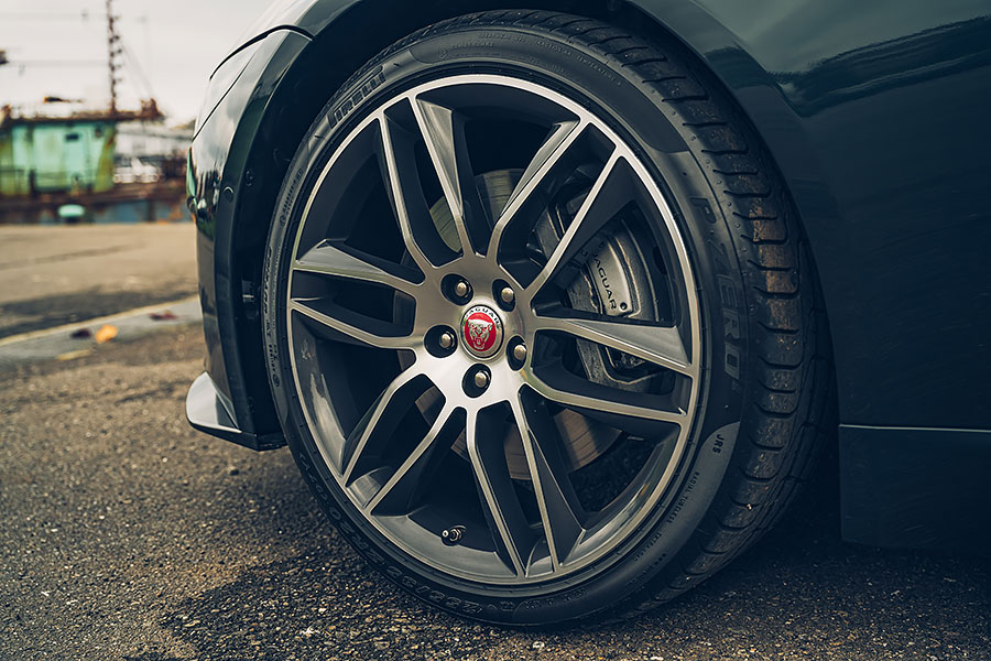 當有越來越多自訴跑格的車款充斥在世道上,一台很純粹的跑車更值得你去多多體會。