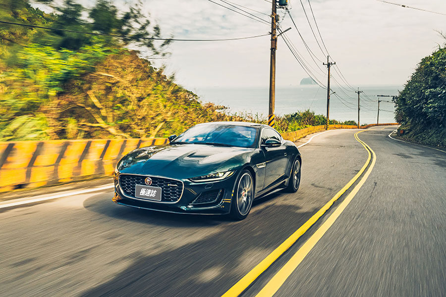 當有越來越多自訴跑格的車款充斥在世道上,一台很純粹的跑車更值得你去多多體會。