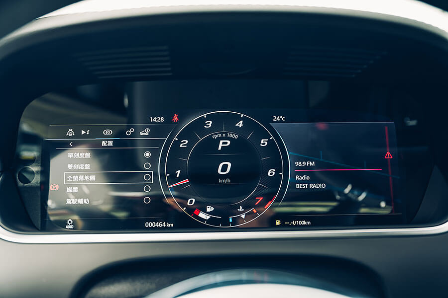 當有越來越多自訴跑格的車款充斥在世道上,一台很純粹的跑車更值得你去多多體會。