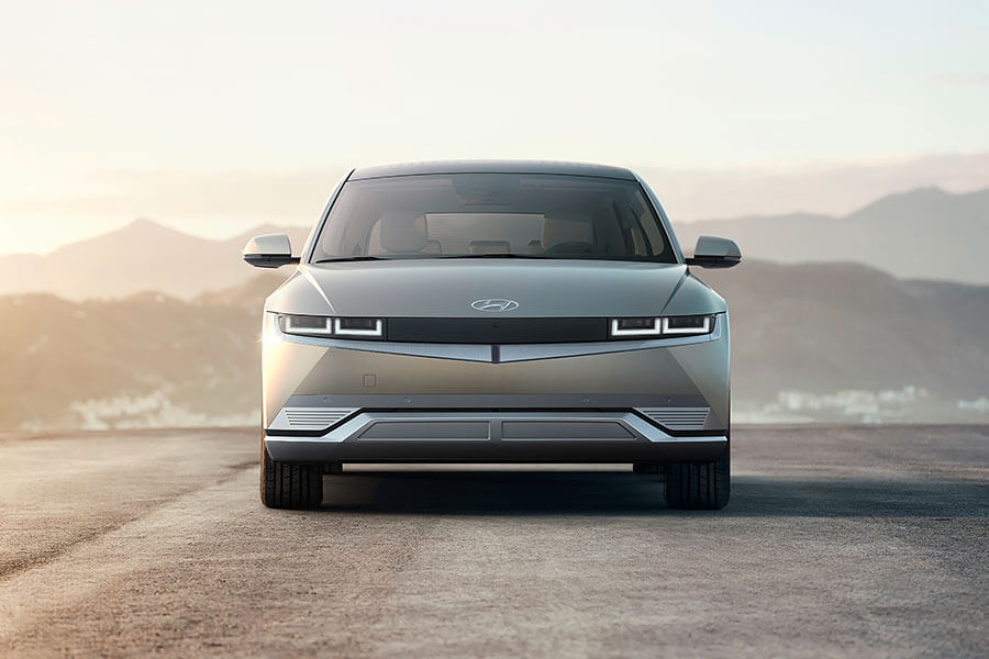 還記得2019年概念車Hyundai 45 EV Concept嗎?它現在已經換好全新名字準備量產問市了!