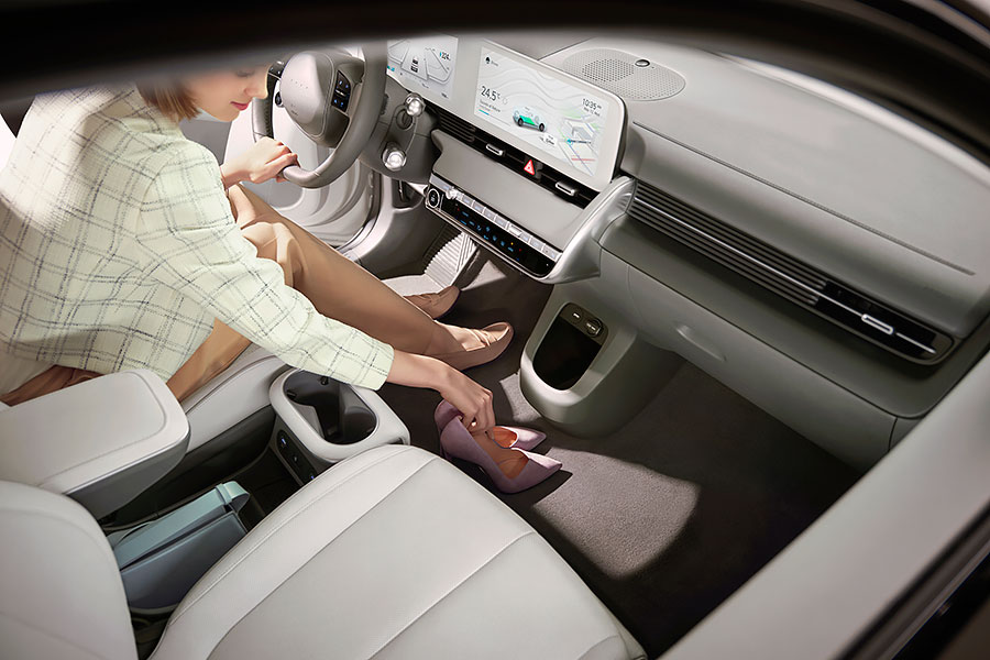 還記得2019年概念車Hyundai 45 EV Concept嗎?它現在已經換好全新名字準備量產問市了!