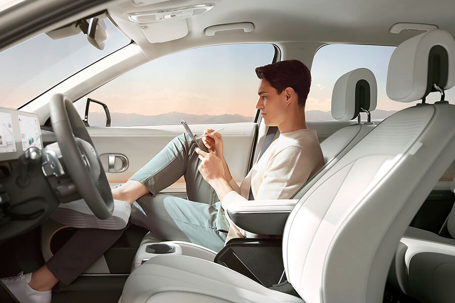 還記得2019年概念車Hyundai 45 EV Concept嗎?它現在已經換好全新名字準備量產問市了!