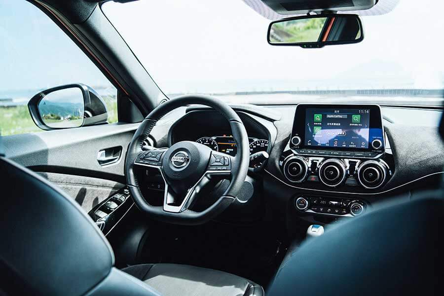 在它身上彷彿看見一套進化公式的演繹,這由裡而外的演化程度絕對精采,就像看著人類由多毛狒狒一步一腳印的進化論。